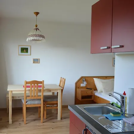 Biobauernhof Wolf-hof アパート