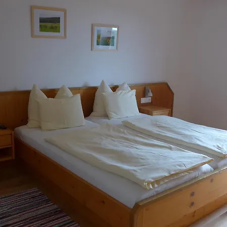 Biobauernhof Wolf-hof * Pressbaum